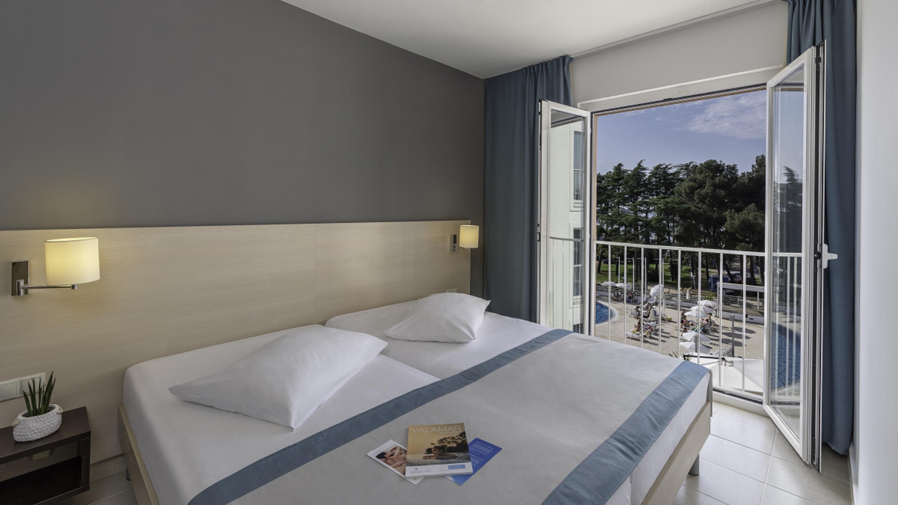 Valamar Pinia Hotel Porec Exterior photo