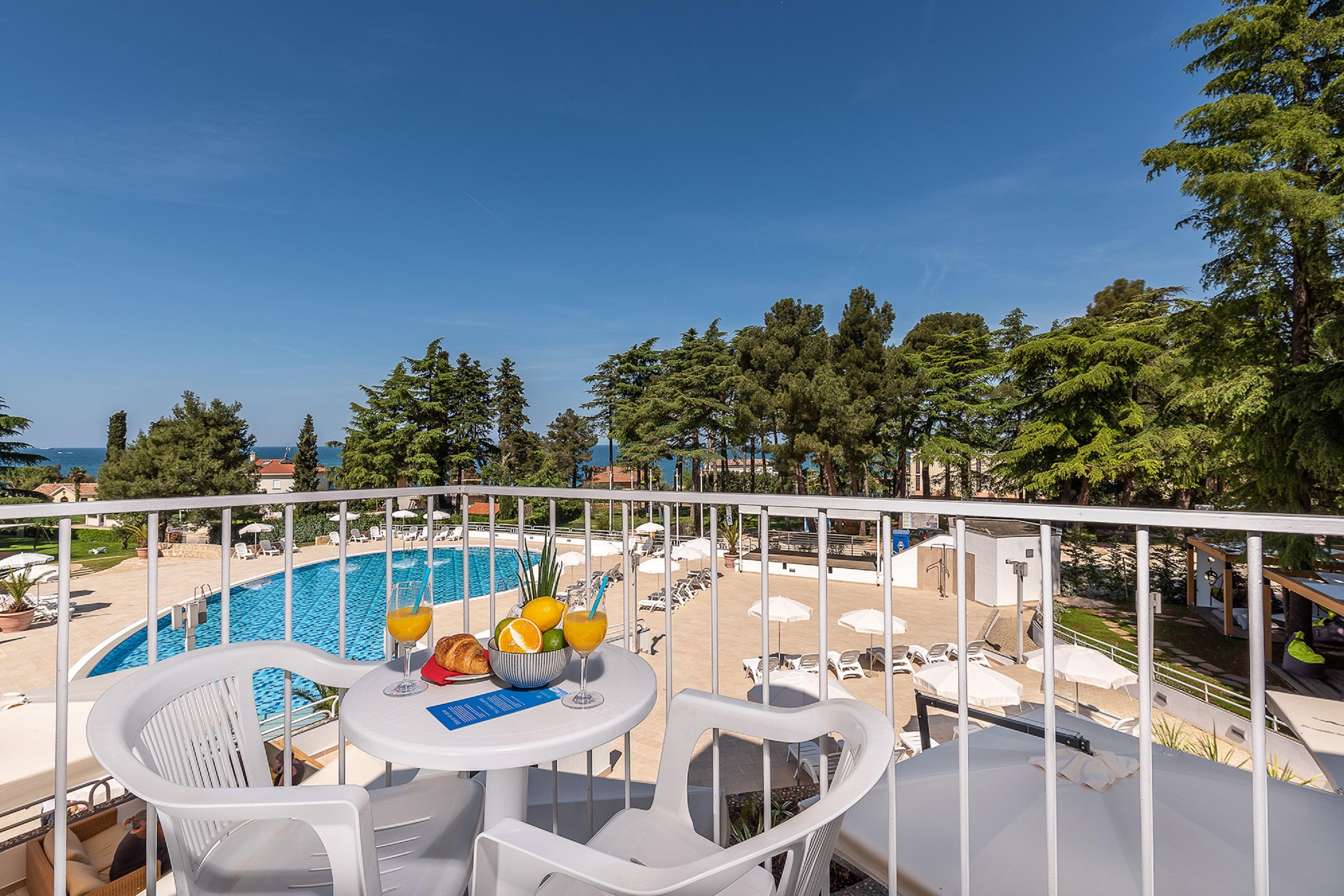 Valamar Pinia Hotel Porec Exterior photo