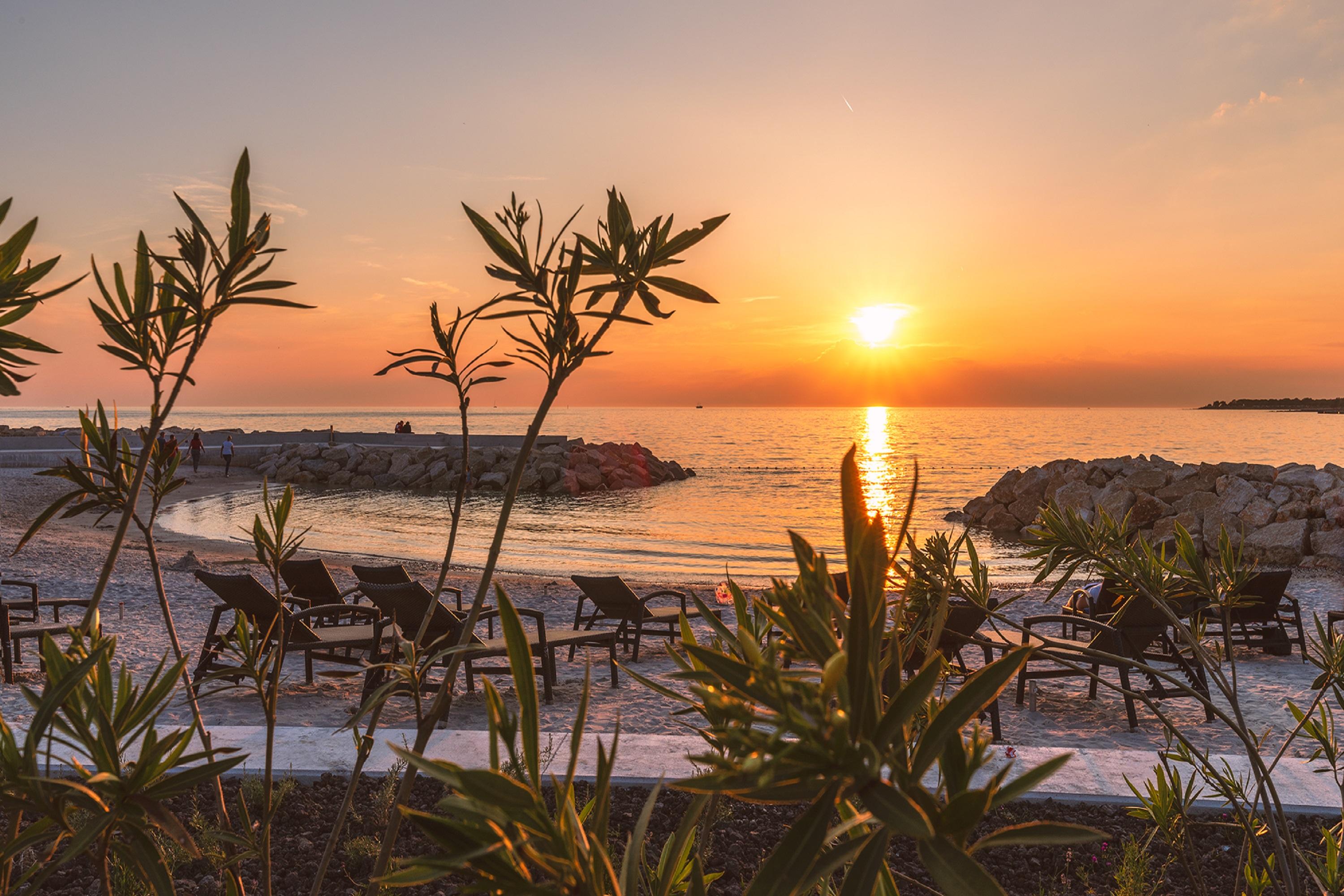 Valamar Pinia Hotel Porec Exterior photo