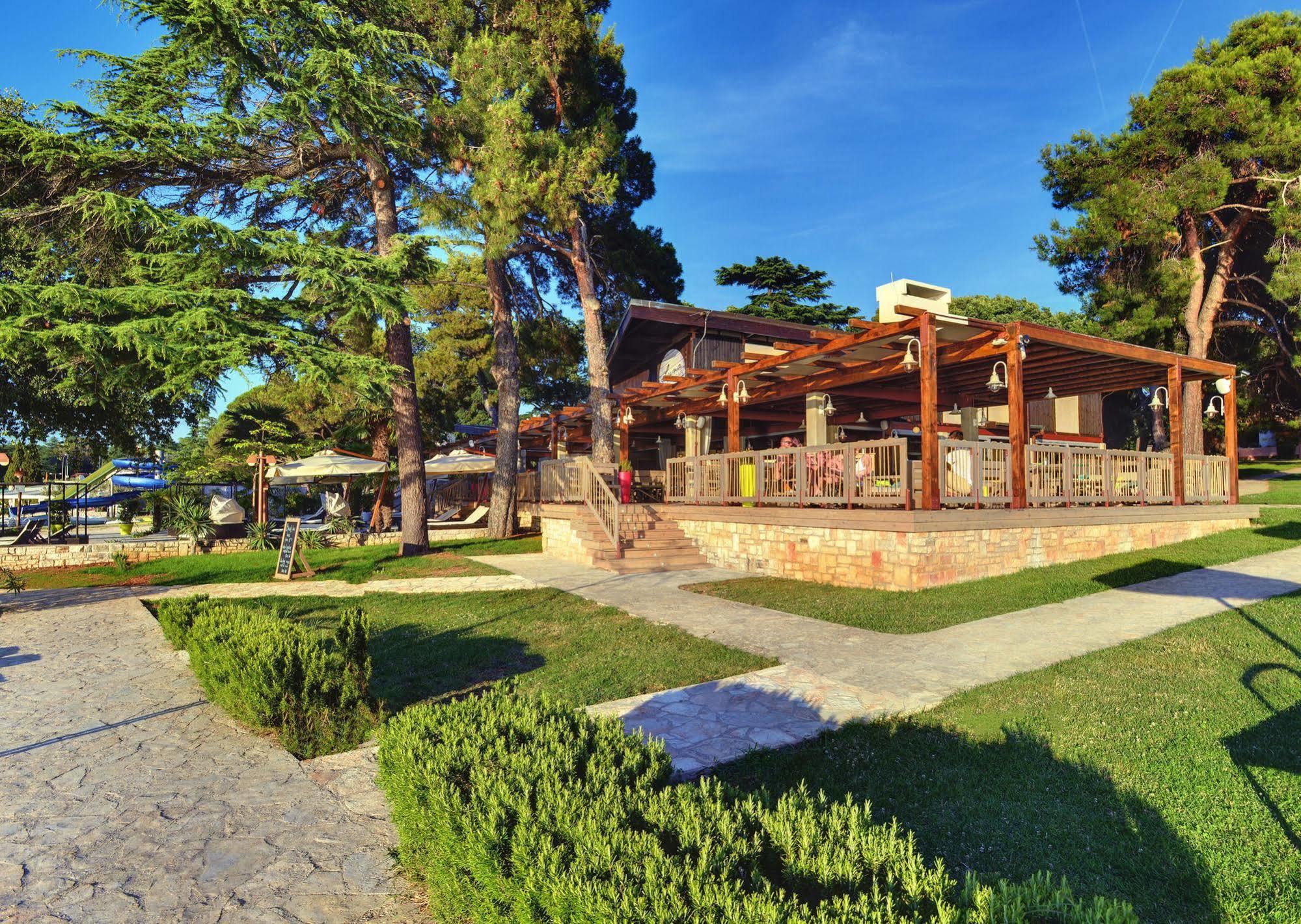 Valamar Pinia Hotel Porec Exterior photo
